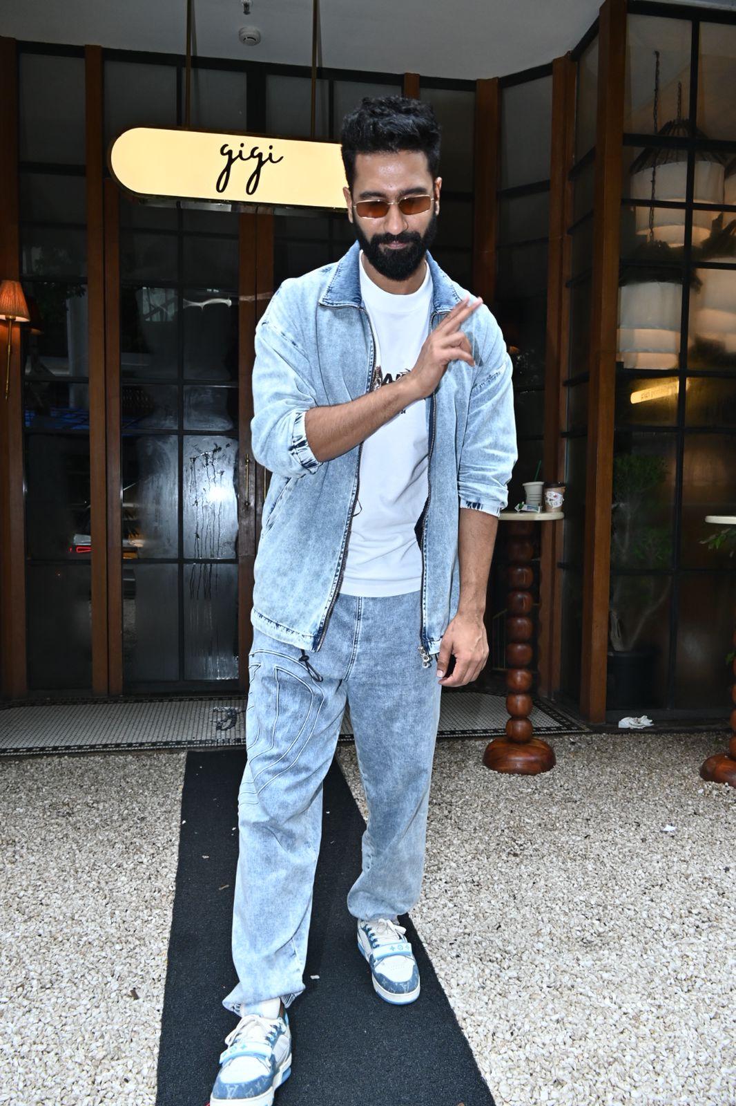 The actor struck a 'Tauba Tauba' pose and we can't get over his cuteness