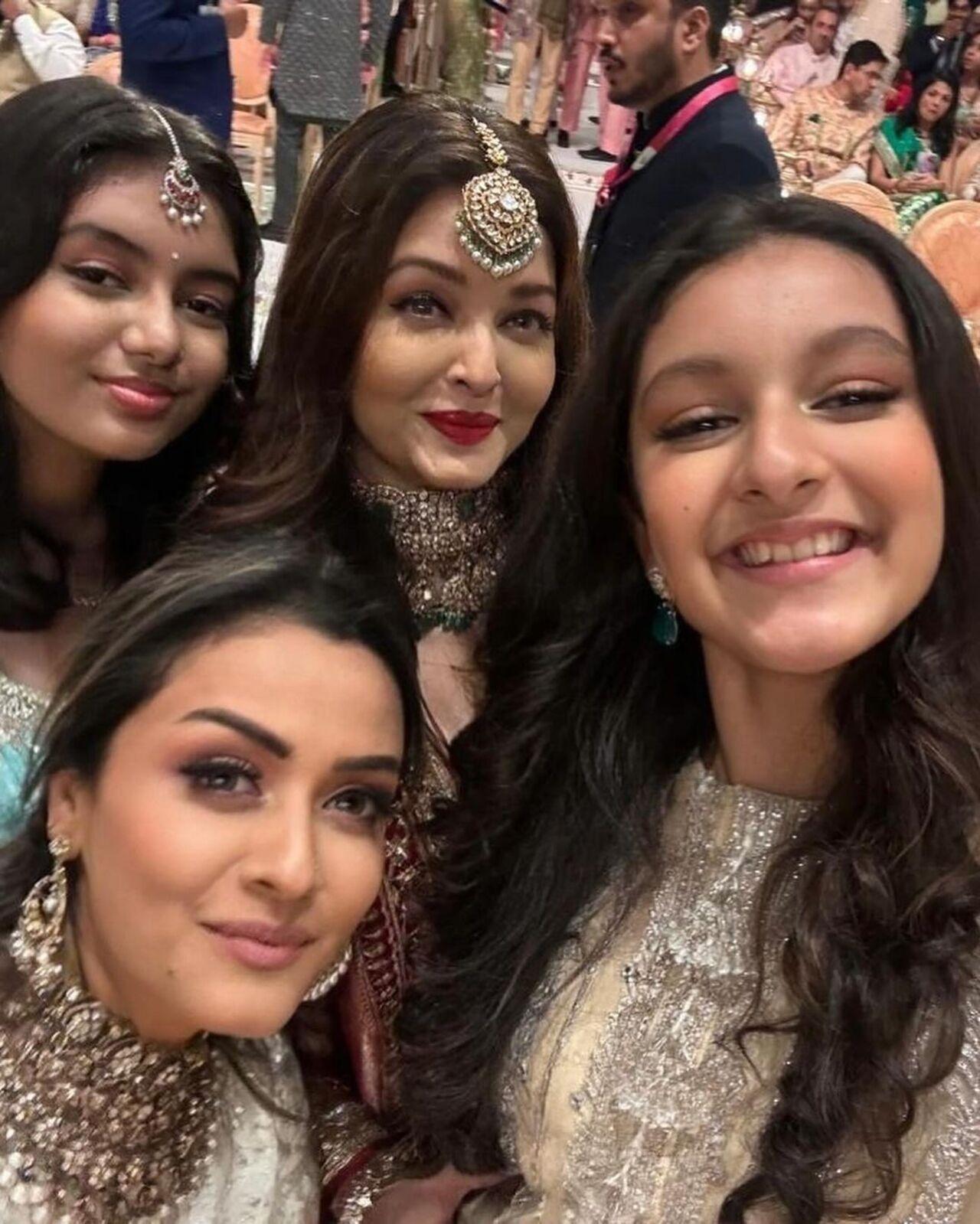 Mothers and daughters pose together! Namrata Shirodkar with daughter Sitara and Aishwarya Rai with daughter Aaradhya