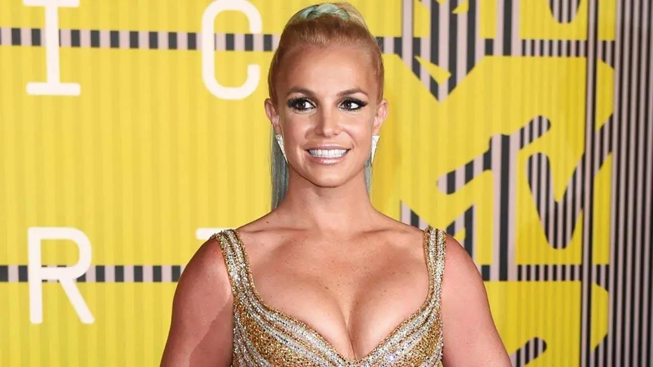 Britney Spears deletes post slamming Halsey’s new 'Lucky' music video, latter responds