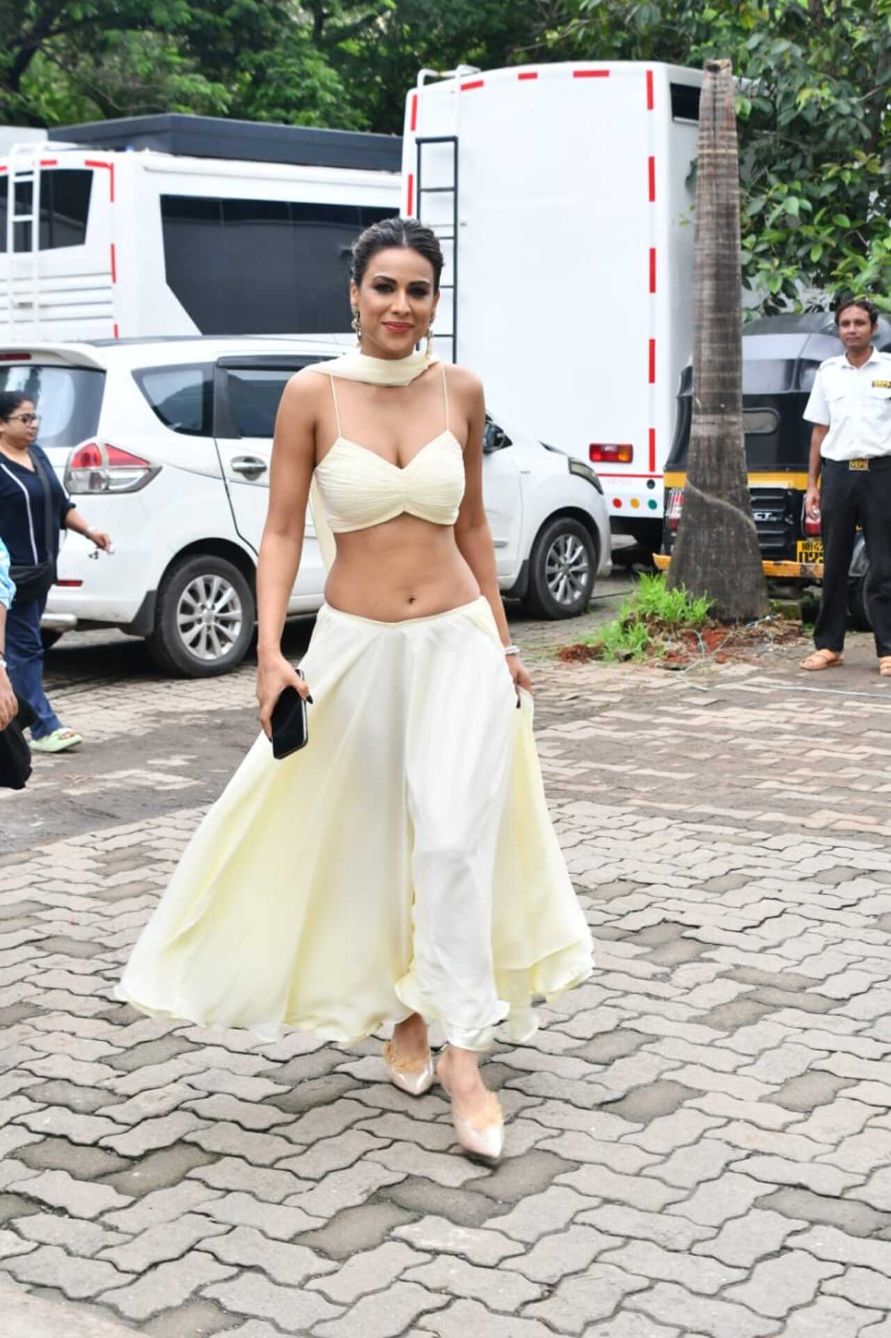 Nia Sharma was all smiles as she got papped for the shoot of Laughter Chefs