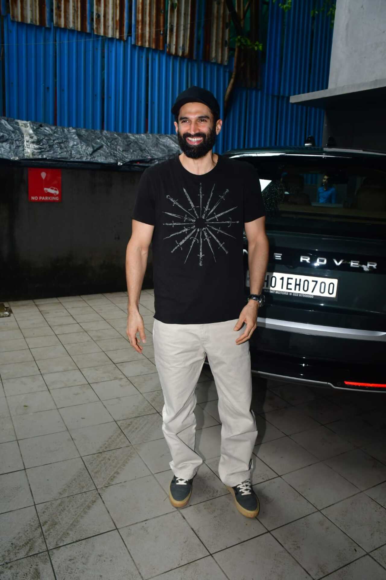 Aditya Roy Kapur was all smiles as he got papped in the city