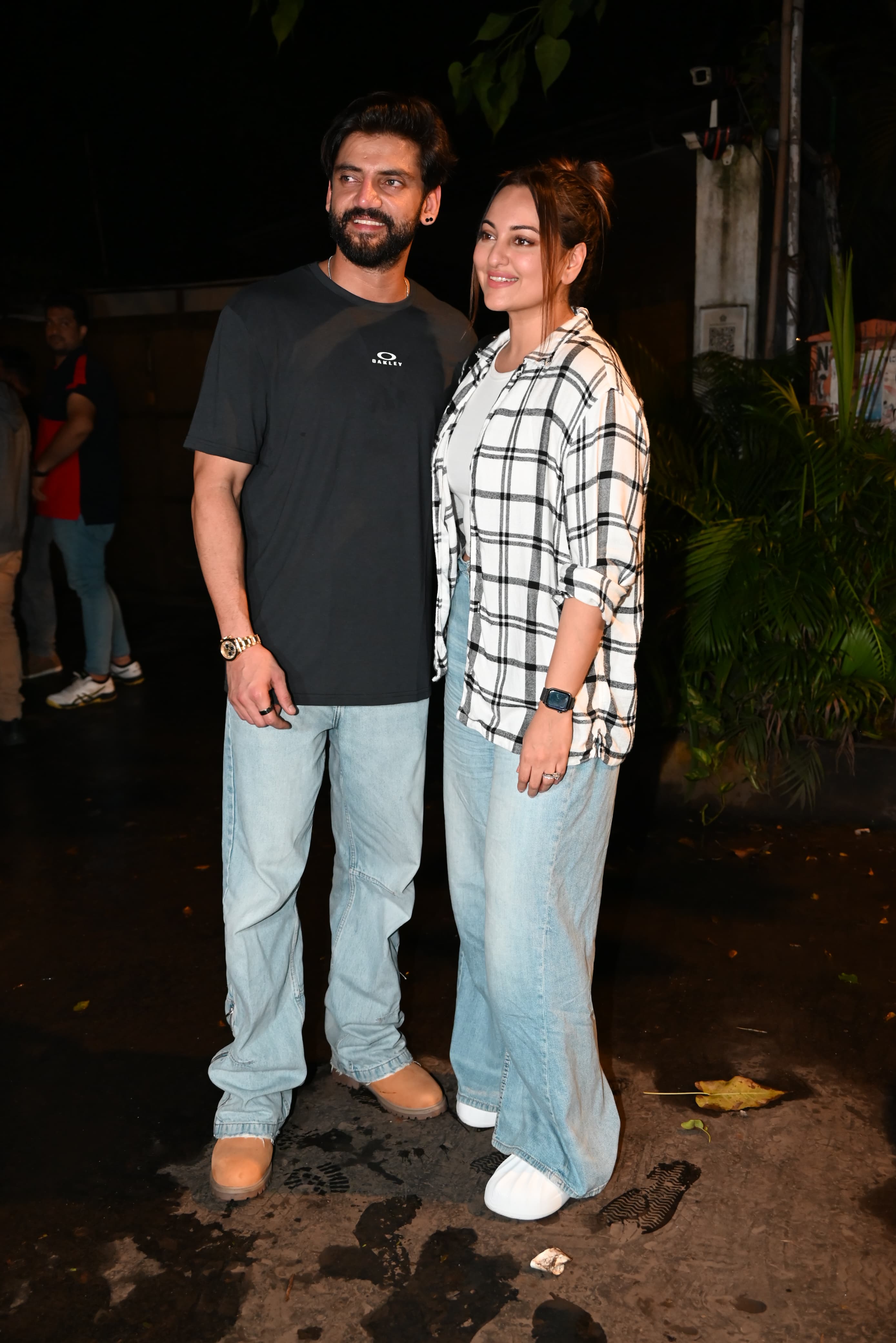 Sonakshi Sinha and her husband Zaheer Iqbal were spotted around the city for a romantic date night