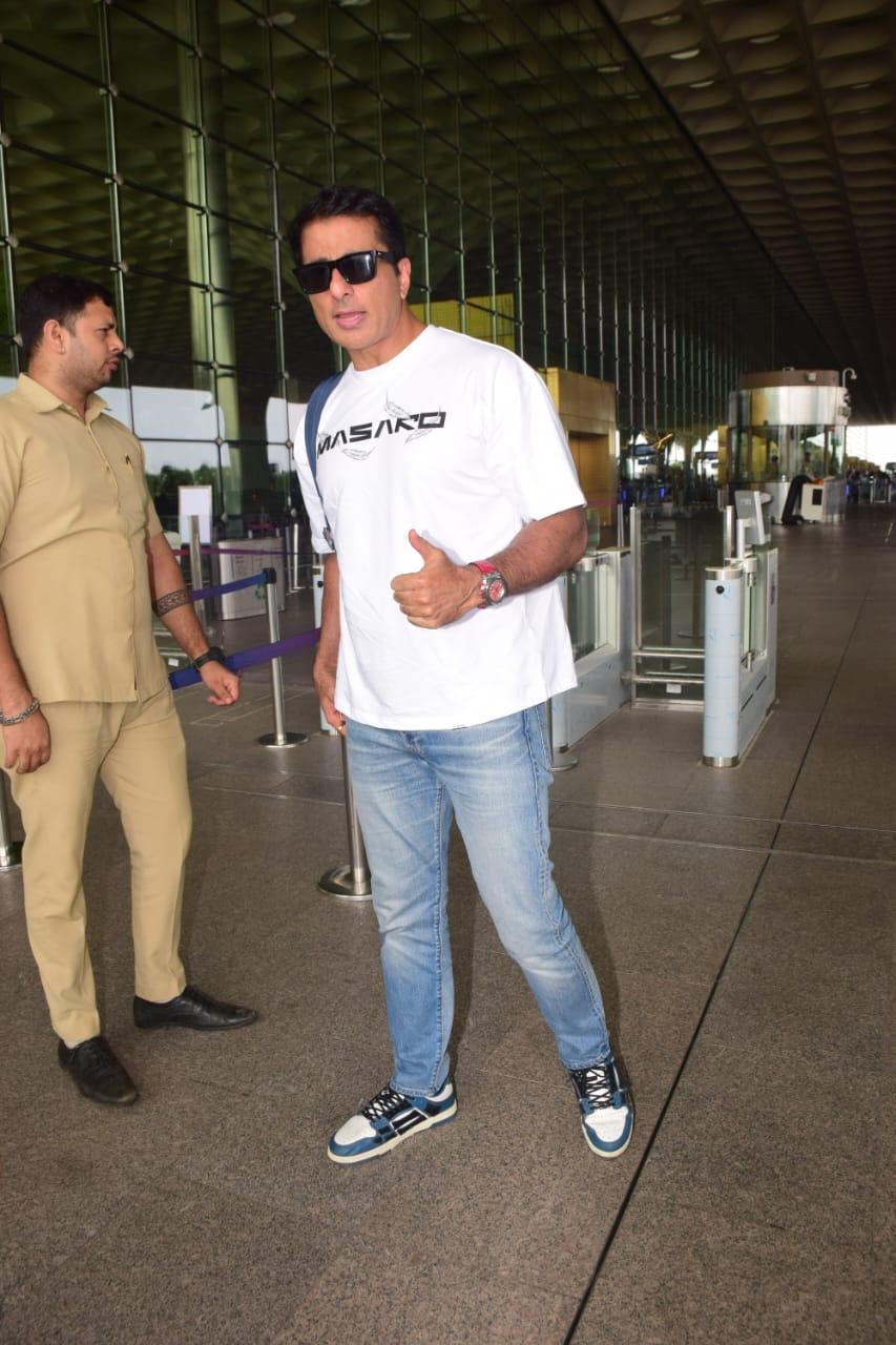 Sonu Sood looked in high spirits as he was clicked at the Mumbai airport