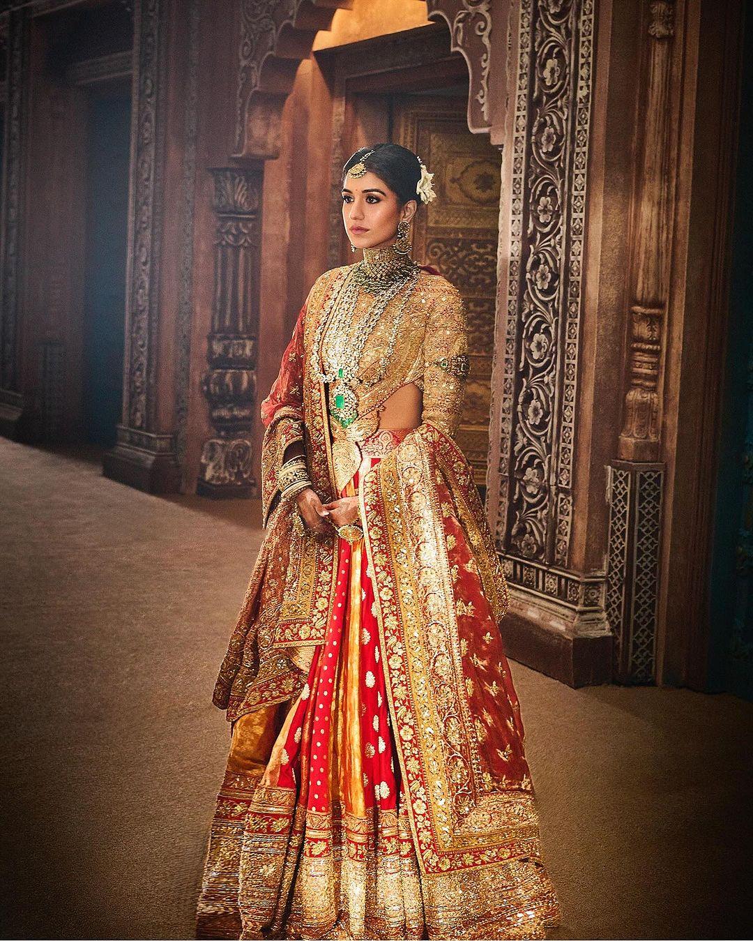 The bride had three different looks for the ceremony. She wore one outfit for the baraat arrival, one for the varmala ceremony and one for the vidaai