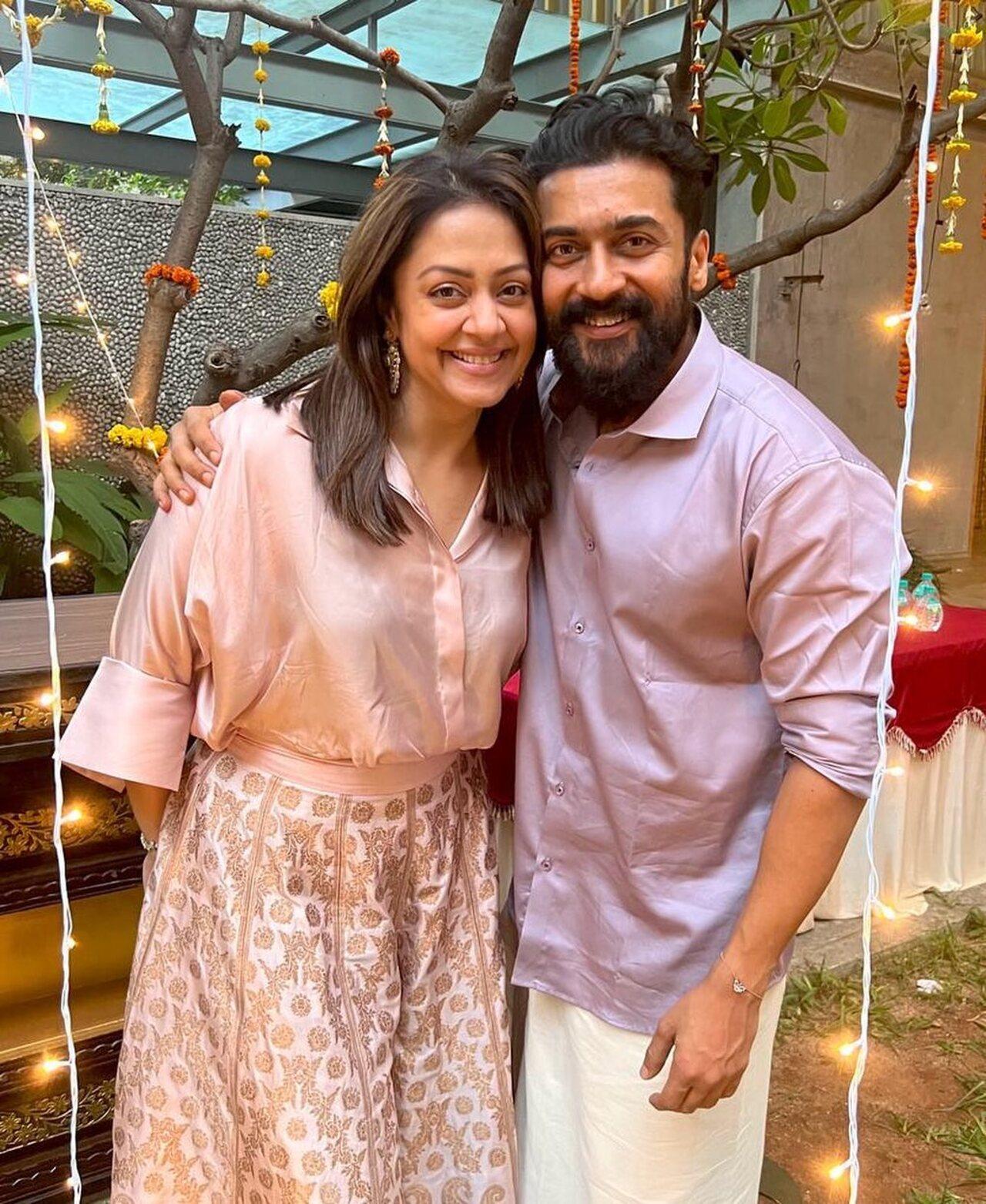 Suriya who hails from Tamil Nadu and a film family had already done a few movies by then. But for Jyotika, it was one of her first Tamil movies, making it hard for her to adjust to the language. Suriya stepped in and helped her with her dialogues