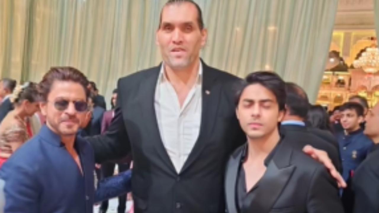 PIC: The Great Khali towers over SRK & Aryan Khan at Anant Ambani and Radhika Merchant's wedding 