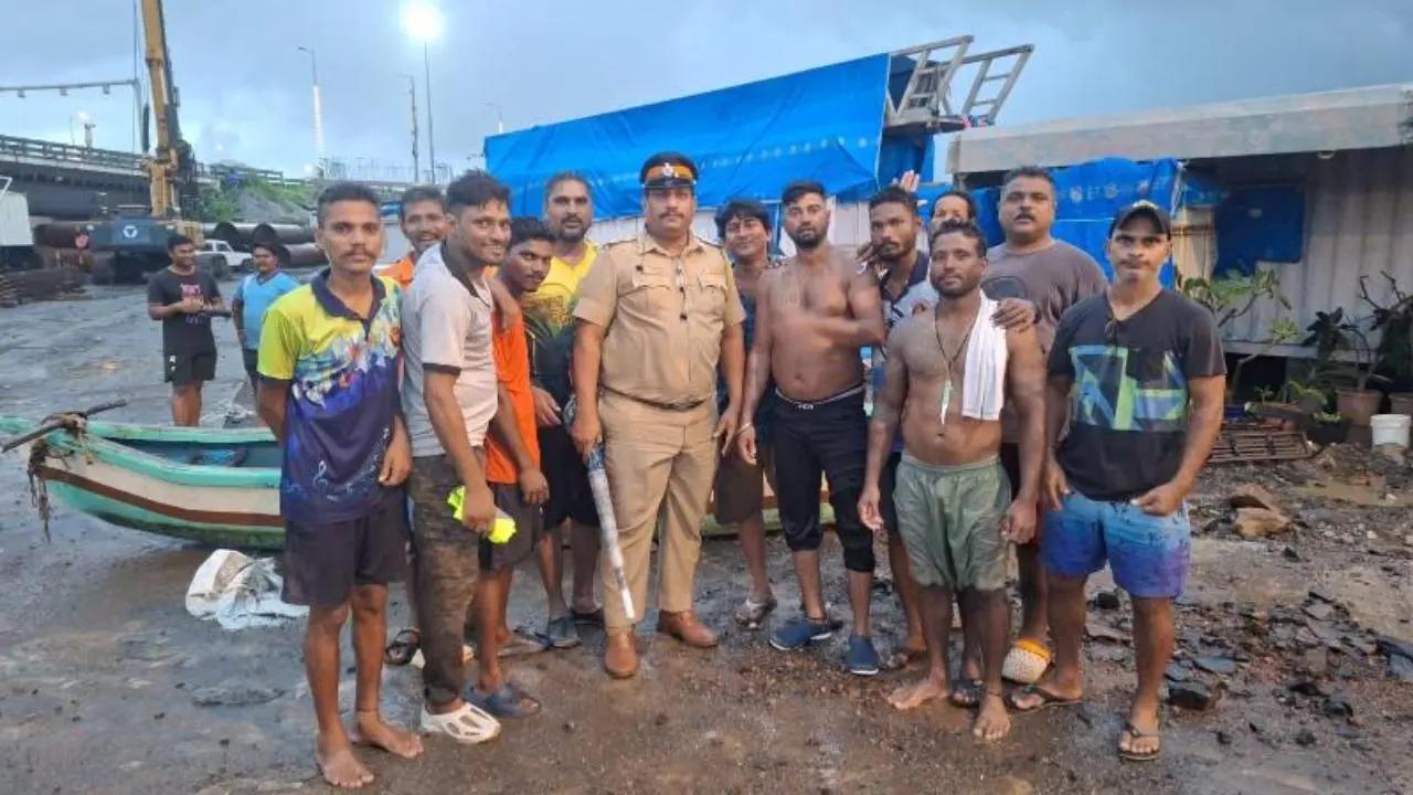 Mumbai: Businessman ends life by jumping from Bandra-Worli Sea Link
A 56-year-old businessman, Bhavesh Seth, died by suicide by jumping from the Bandra-Worli Sea Link on Wednesday afternoon. Read More
 