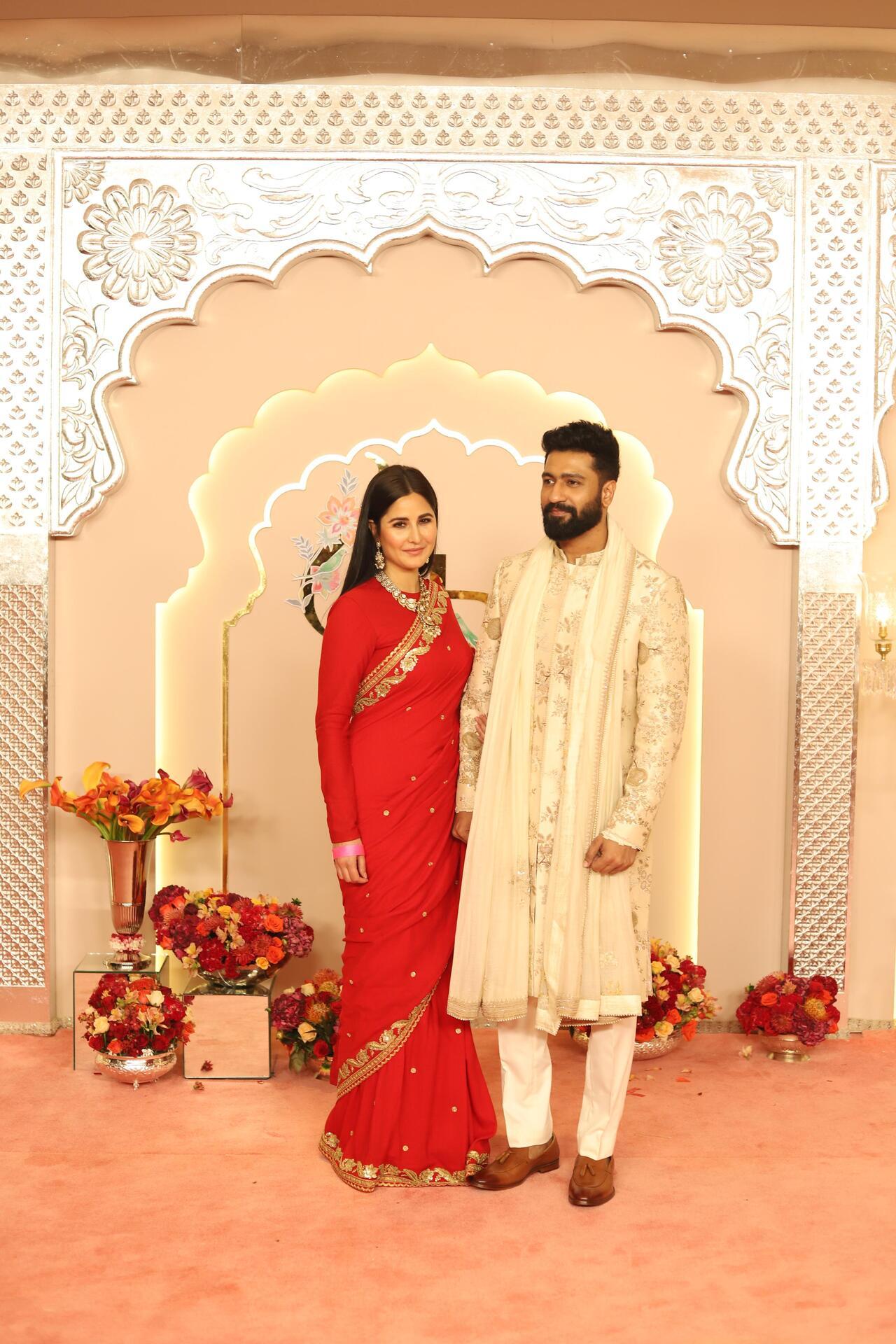 Katrina Kaif and Vicky Kaushal pose for the paparazzi