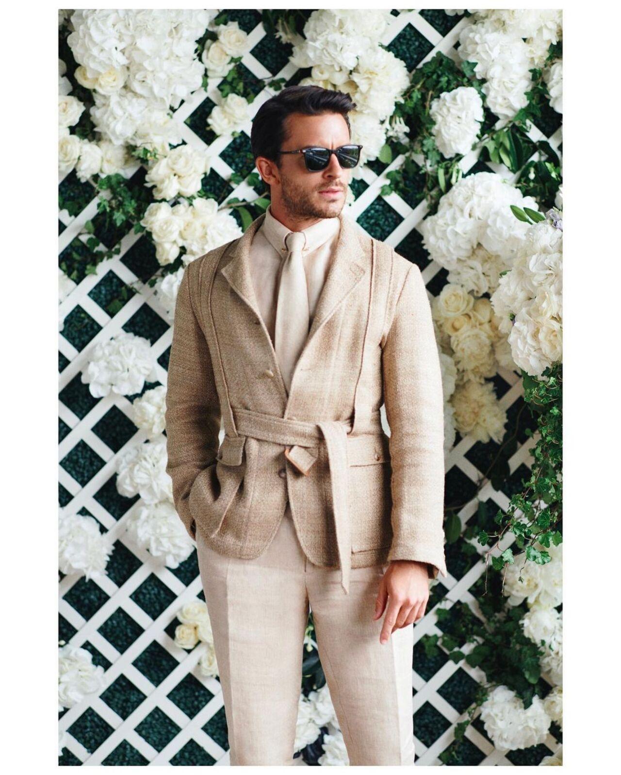 The Bridgerton star Jonathan Bailey who won hearts with his performance as Anthony Bridgerton is also known for serving looks. For his Wimbeldon look, he opted for a three piece suit by Ralph Lauren and paired it with classic sunnies