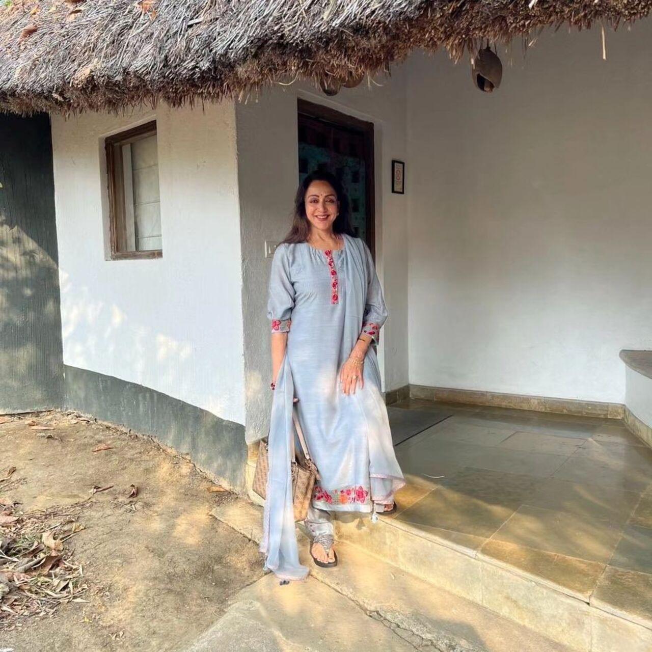 In 1999, Hema Malini campaigned for her friend and former Bollywood actor Vinod Khanna. Later, in February 2004, Malini officially joined politics as a candidate of the Bharatiya Janata Party