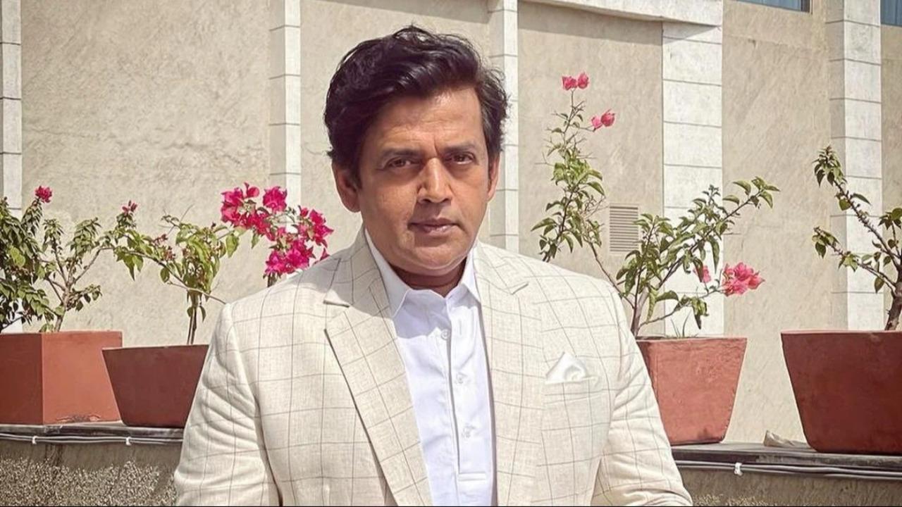 Ravi Kishan has been an integral part of politics since 2014. The actor first joined the Indian National Congress but in 2019 contested from BJP for the constituency of UP