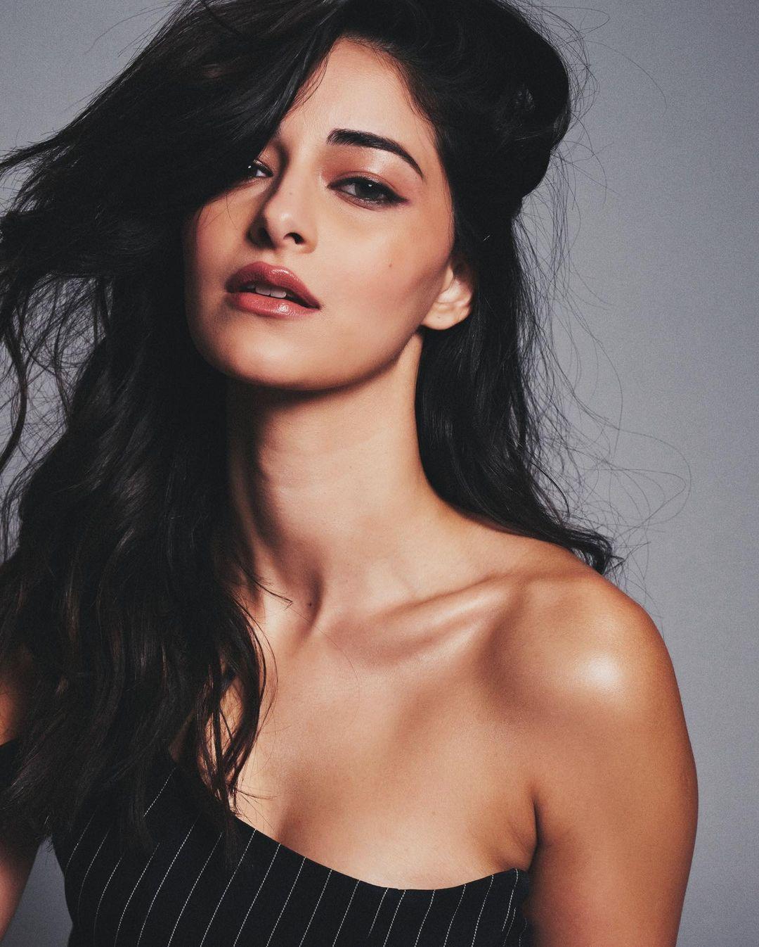 With her glossy makeup and sharp contouring, she stole hearts