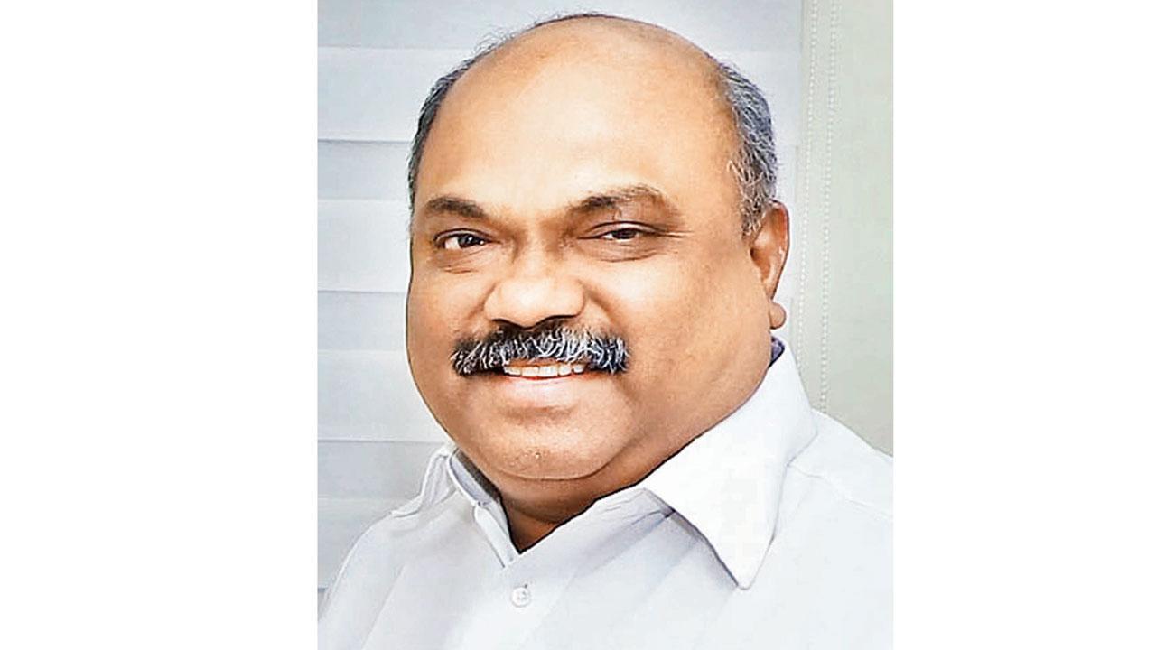 Anil Parab to file nomination from Mumbai graduate seat today