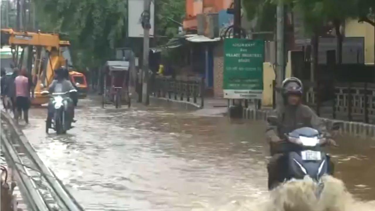 Assam: Heavy rainfall batters Guwahati, normal life disrupted