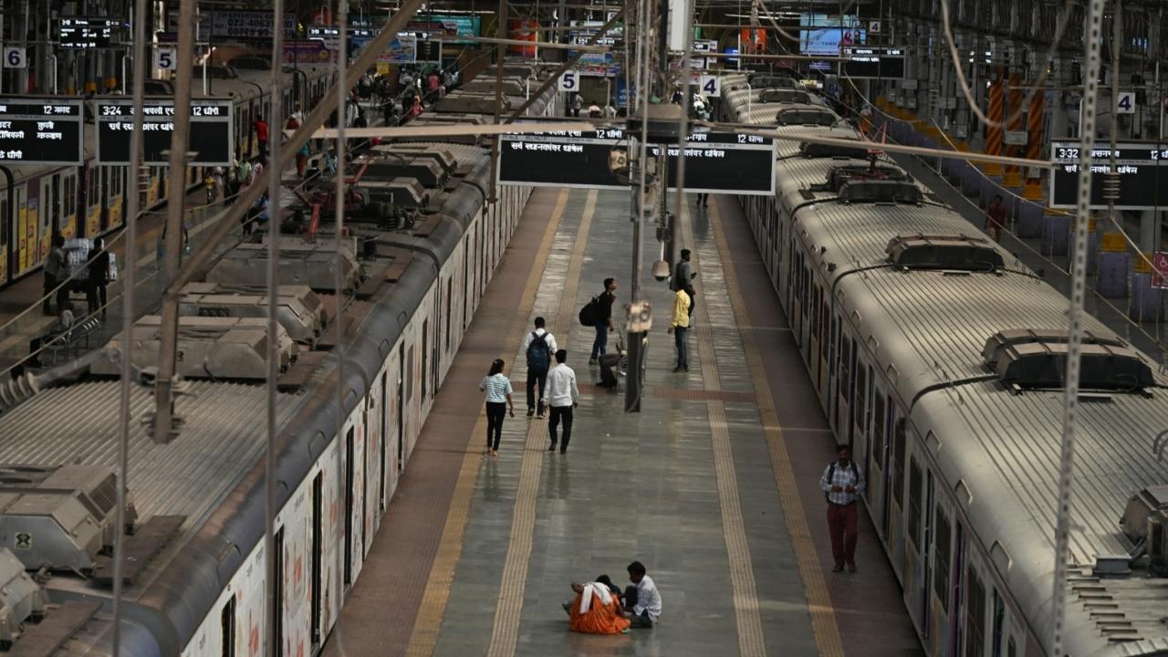 IN PHOTOS: Central Railway commissions electronic interlocking at CSMT