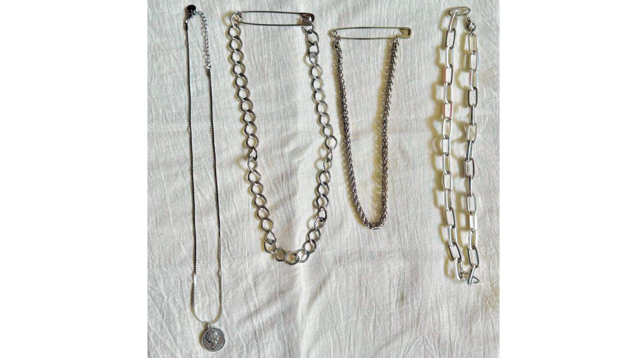 Chains thrifted from Hill Road
