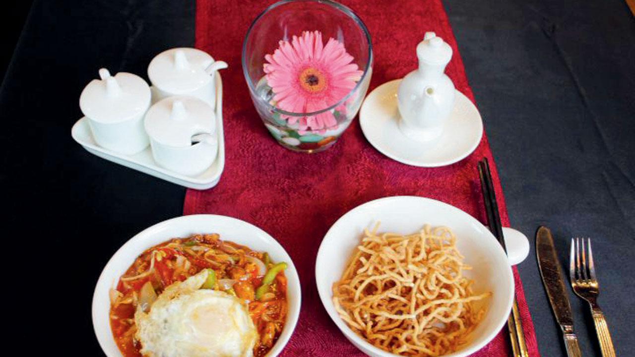 Chop suey by chef  Huang Te Sing with crispy noodles 