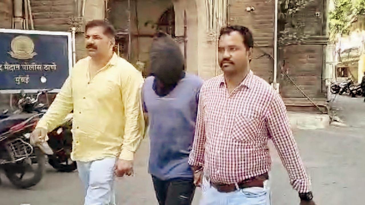 Ghatkopar hoarding collapse: Engineer remanded in Crime Branch custody