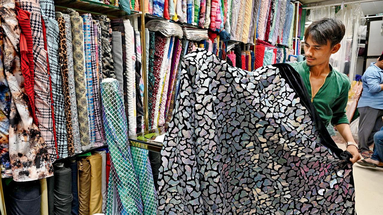 For the best fabrics, head to Anwarallys at Hill Road. PIC/ANURAG AHIRE