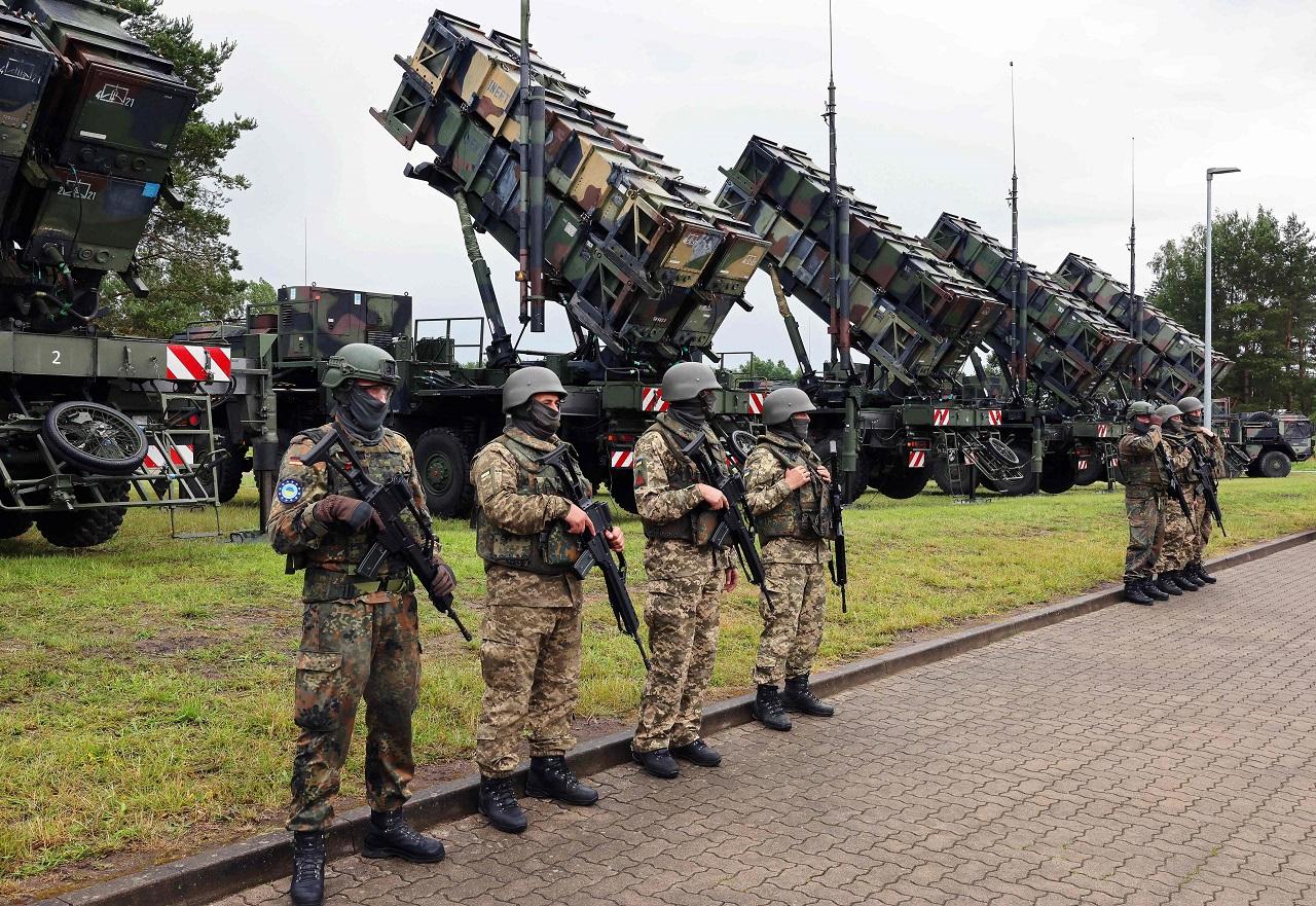 Considered one of the United States' best air defence weapons, the Patriot includes a powerful radar system and mobile launchers that fire missiles at incoming projectiles, as reported by the NYT