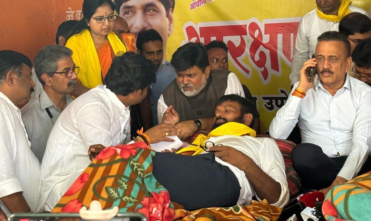 OBC agitation: Maharashtra ministers meet OBC activists on behalf of govt, urge them to end fast