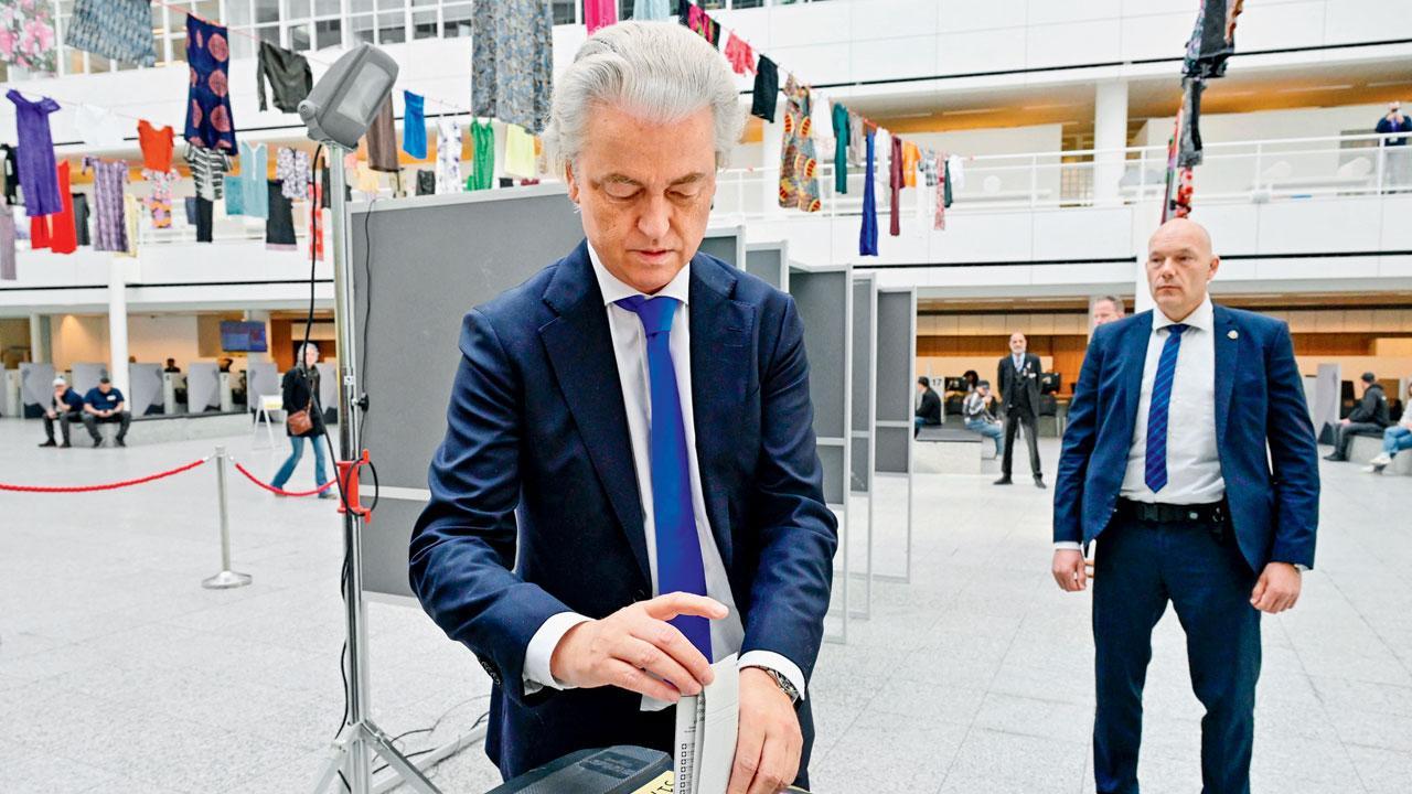 Netherlands launches 4-day EU elections