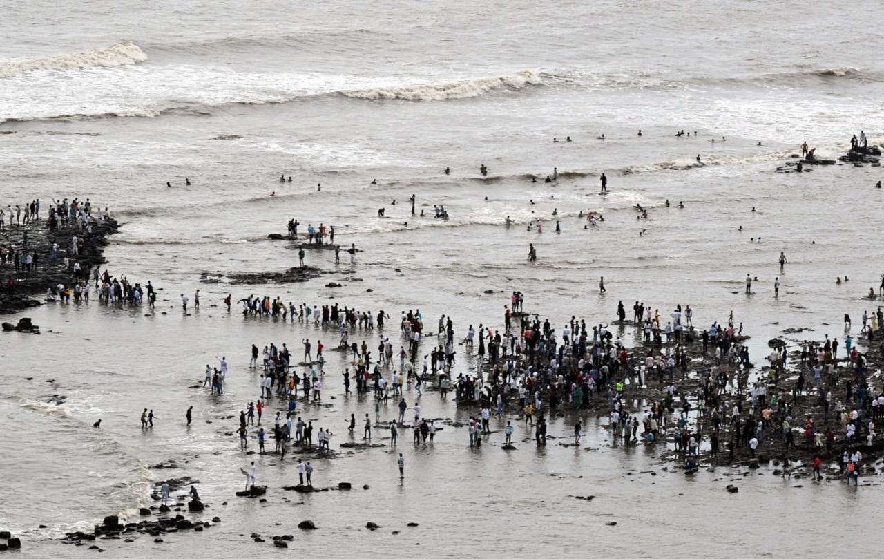 After the onset of monsoon over Mumbai on June 9, ahead of the normal date of its arrival on June 11, the rains had stayed away from the metropolis for the last two days, turning the weather in the metropolis sultry