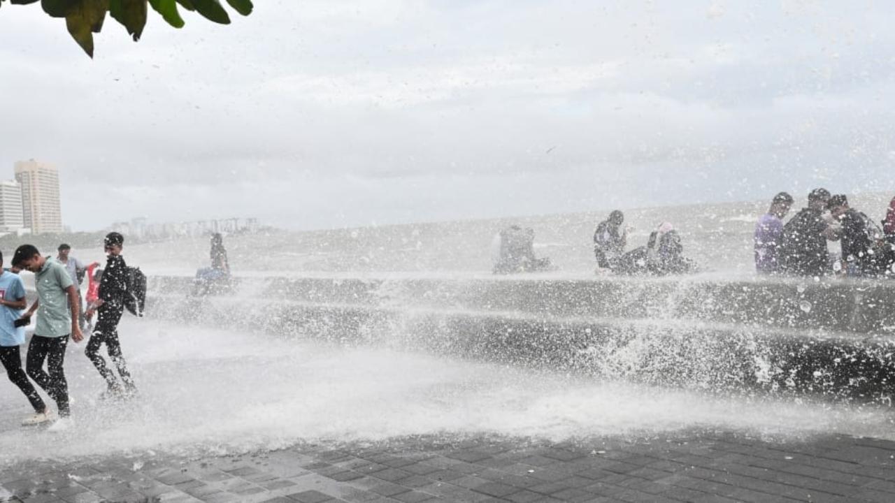 Mumbai recorded 9.41 mm of rainfall, eastern Mumbai 12.85 mm and western Mumbai 9.68 mm of rainfall in the 24-hour period ending at 8 am