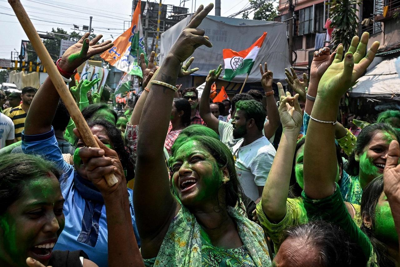 In the last Lok Sabha polls, the TMC had won 22 seats, whereas the BJP had won 18, and the Congress had bagged two