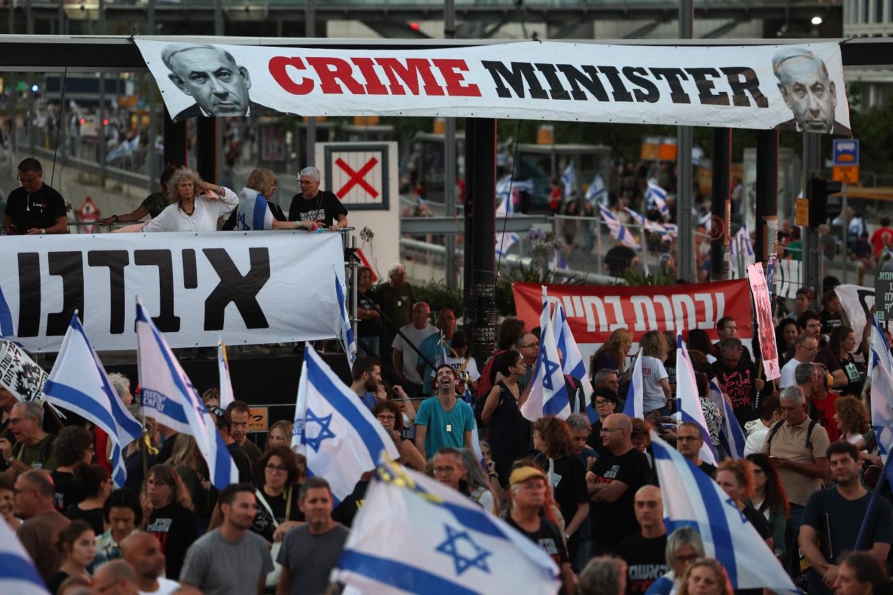 In Jerusalem, thousands marched towards the President's Residence, initially planned as an anti-government rally but redirected towards securing a hostage deal following Biden's intervention. Chants reverberated through the city streets, demanding the safe return of hostages and expressing gratitude towards Biden for his efforts to end the conflict