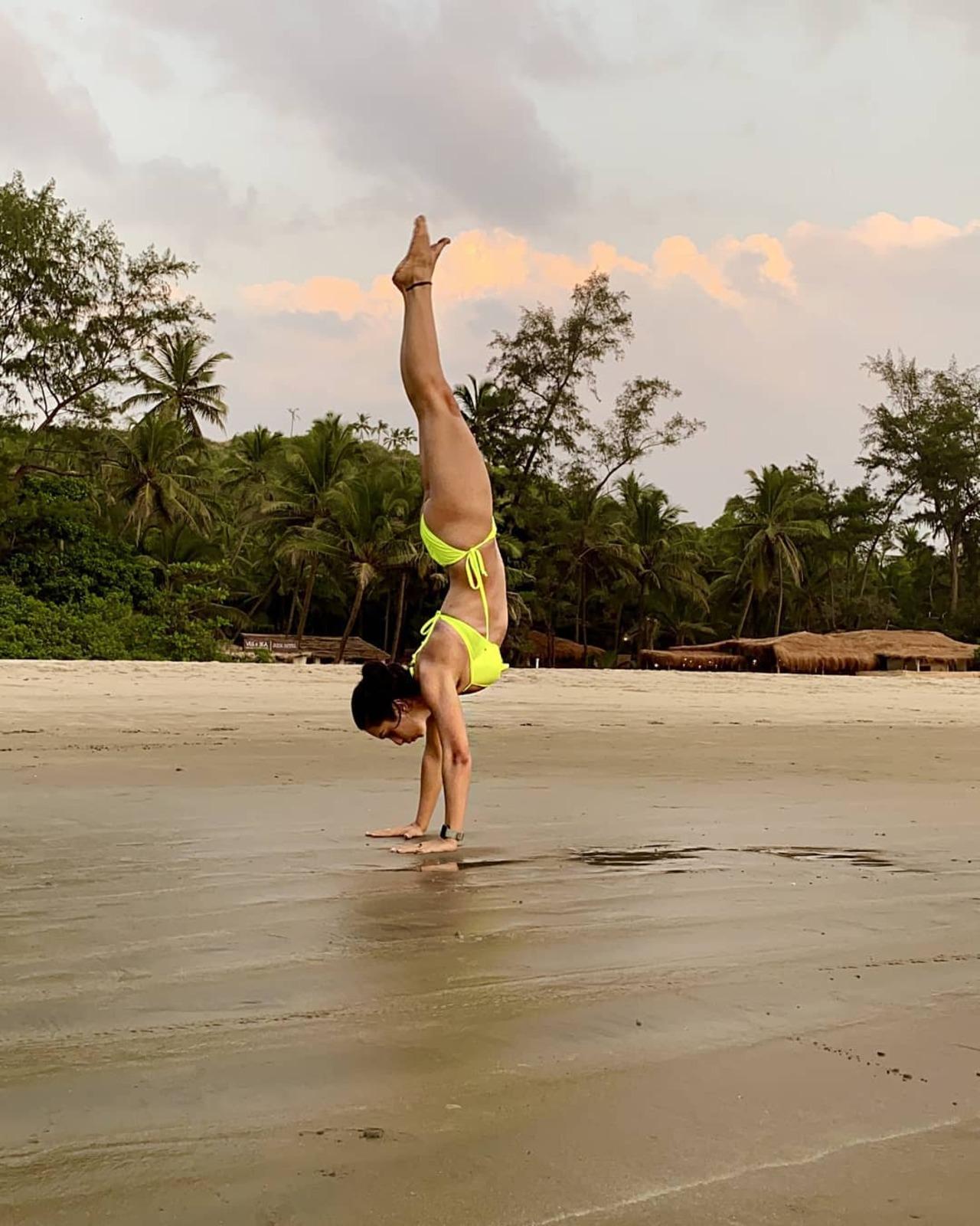 Abigail Pande keeps posting pictures and videos of herself doing difficult yoga poses, which always inspire us