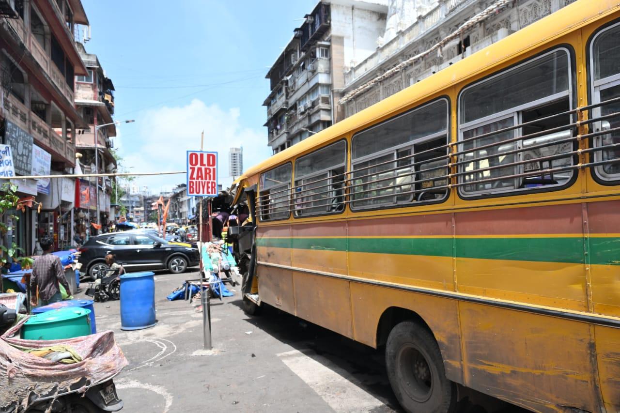 The 2.4 km overpass connects Mazgaon to Chhatrapati Shivaji Maharaj Terminus, helping motorists skip the busy streets of Mohammed Ali Road, Abdul Rehman Street and Bhendi Bazar