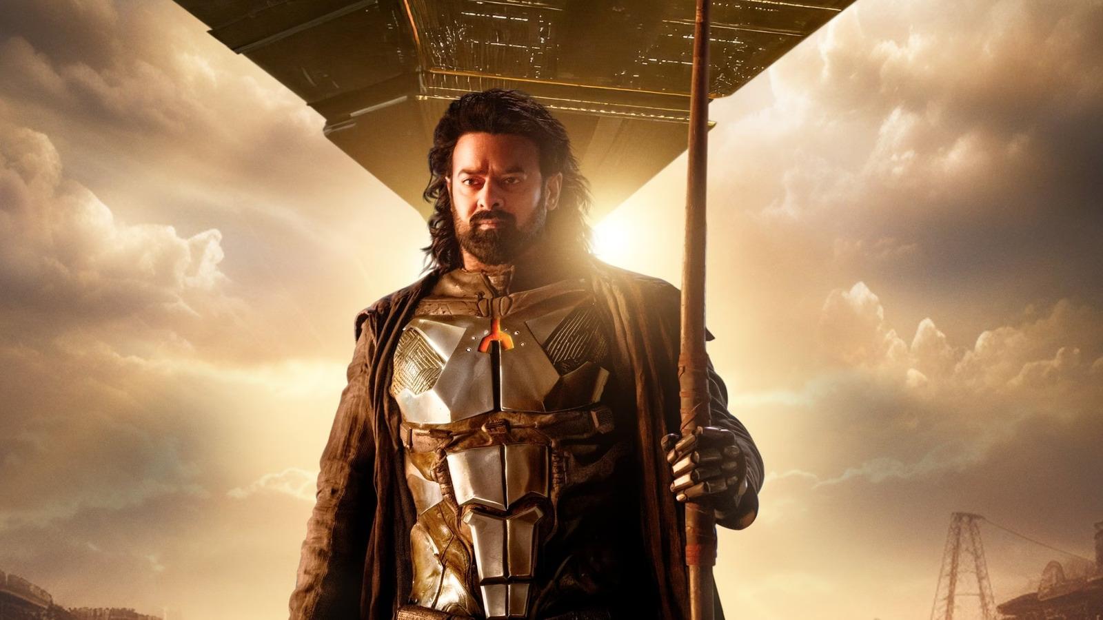 Prabhas' Little Secret
Prabhas' character is named Bhairva, which made many of us believe that he is playing Lord Bhairav, but that's not true. Later in the film, it is revealed that he is none other than the reincarnation of Surya Putra Karna