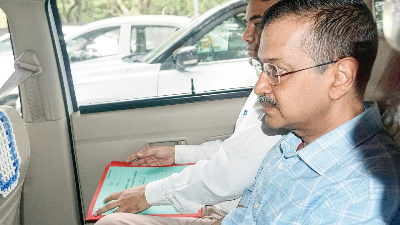 CBI calls Kejriwal evasive, court extends custody