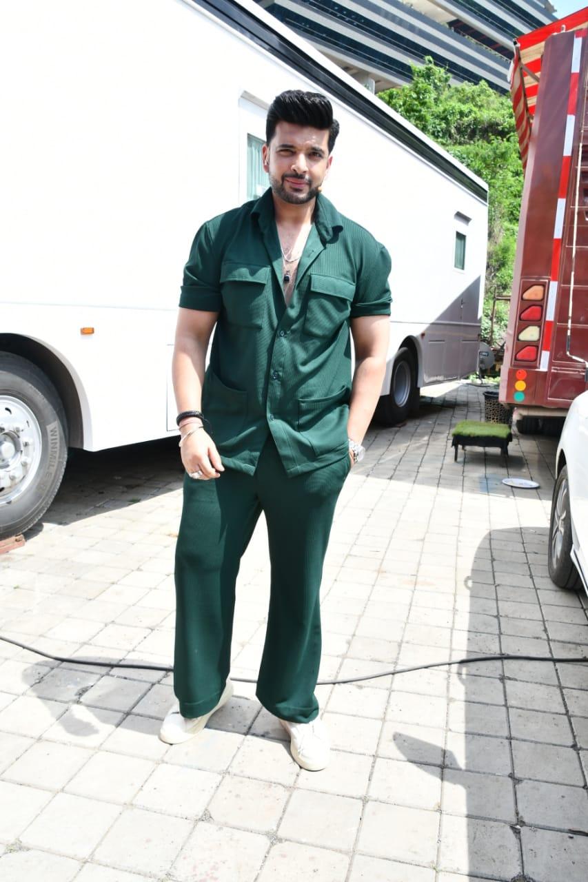 Karan Kundrra looked incredibly handsome in a green outfit