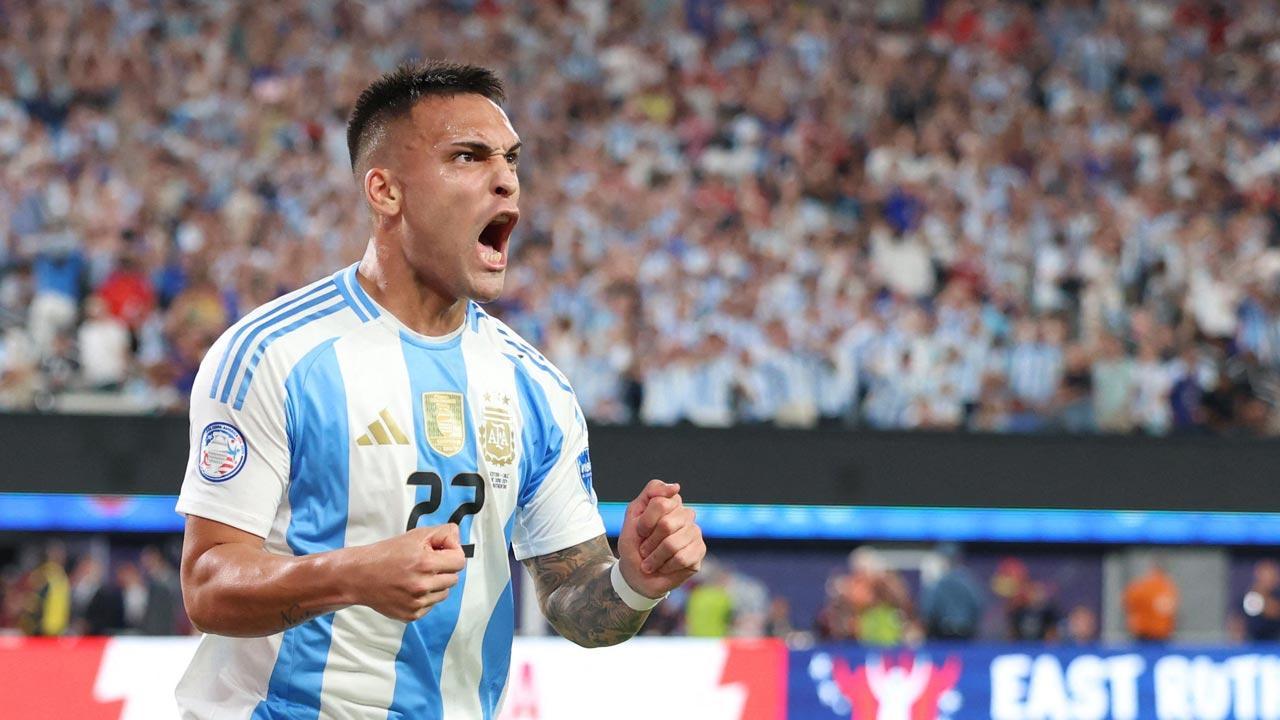 Argentina beat Chile 1-0, enter Copa America quarterfinals