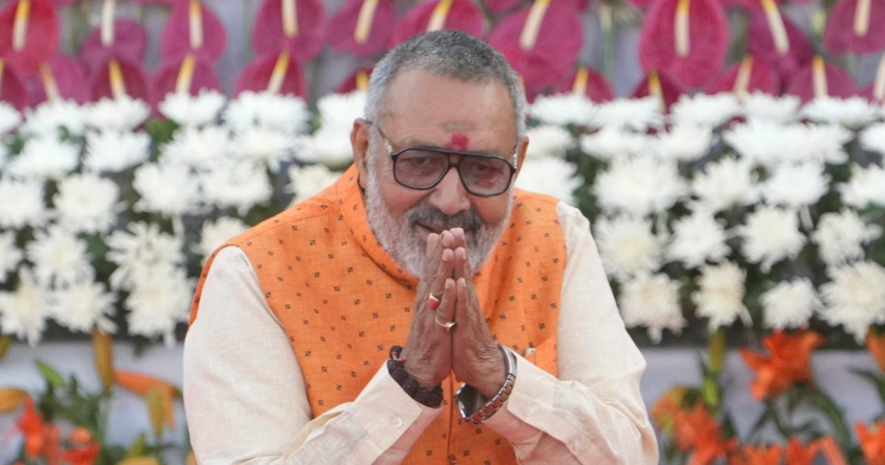 Giriraj Singh, who served as Minister of Rural Development and Panchayati Raj Department, now takes over as Minister of Textiles. He is the Member of Parliament from the Begusarai Loksabha constituency.