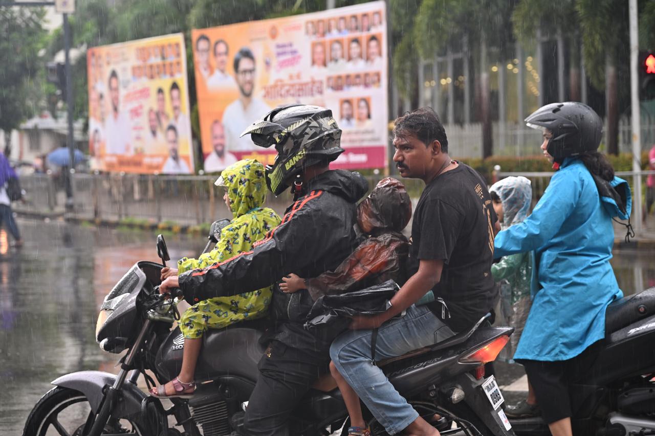 The showers started with thunder, but there were no reports of major waterlogging anywhere in the city, a civic official said