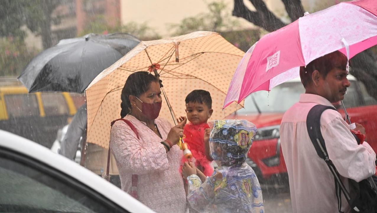 In Photos: Rains return with thunder to Mumbai after brief break