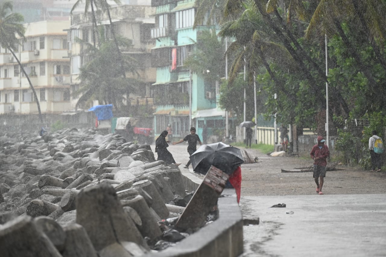 After the onset of monsoon over Mumbai on June 9, ahead of the normal date of its arrival on June 11, the rains had stayed away from the metropolis for the last two days, turning the weather in the metropolis sultry