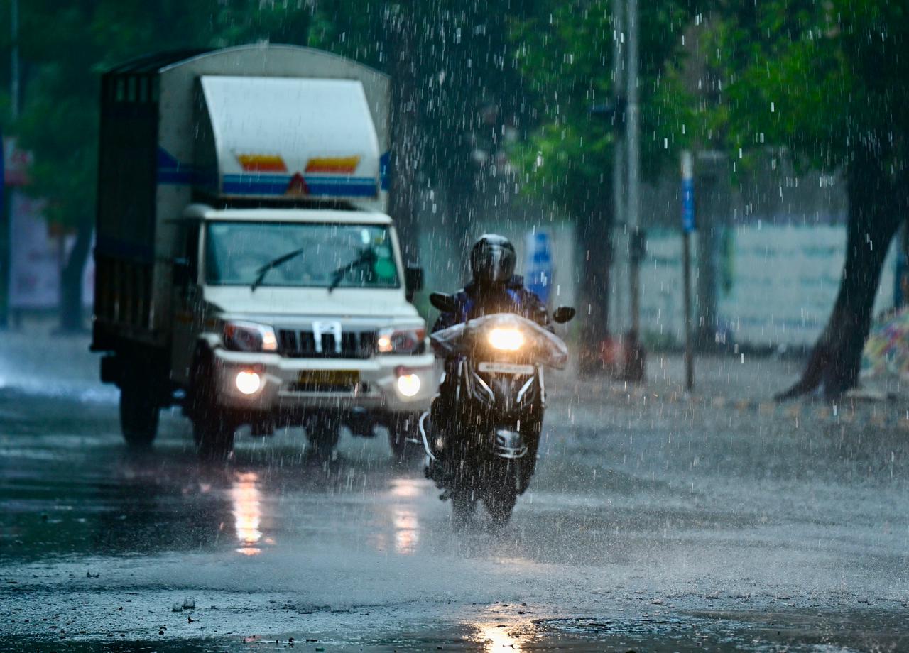 Furthermore, the weather bureau sounded a yellow alert in the city Wednesday, stating that heavy rainfall will grip the city until Thursday at least
