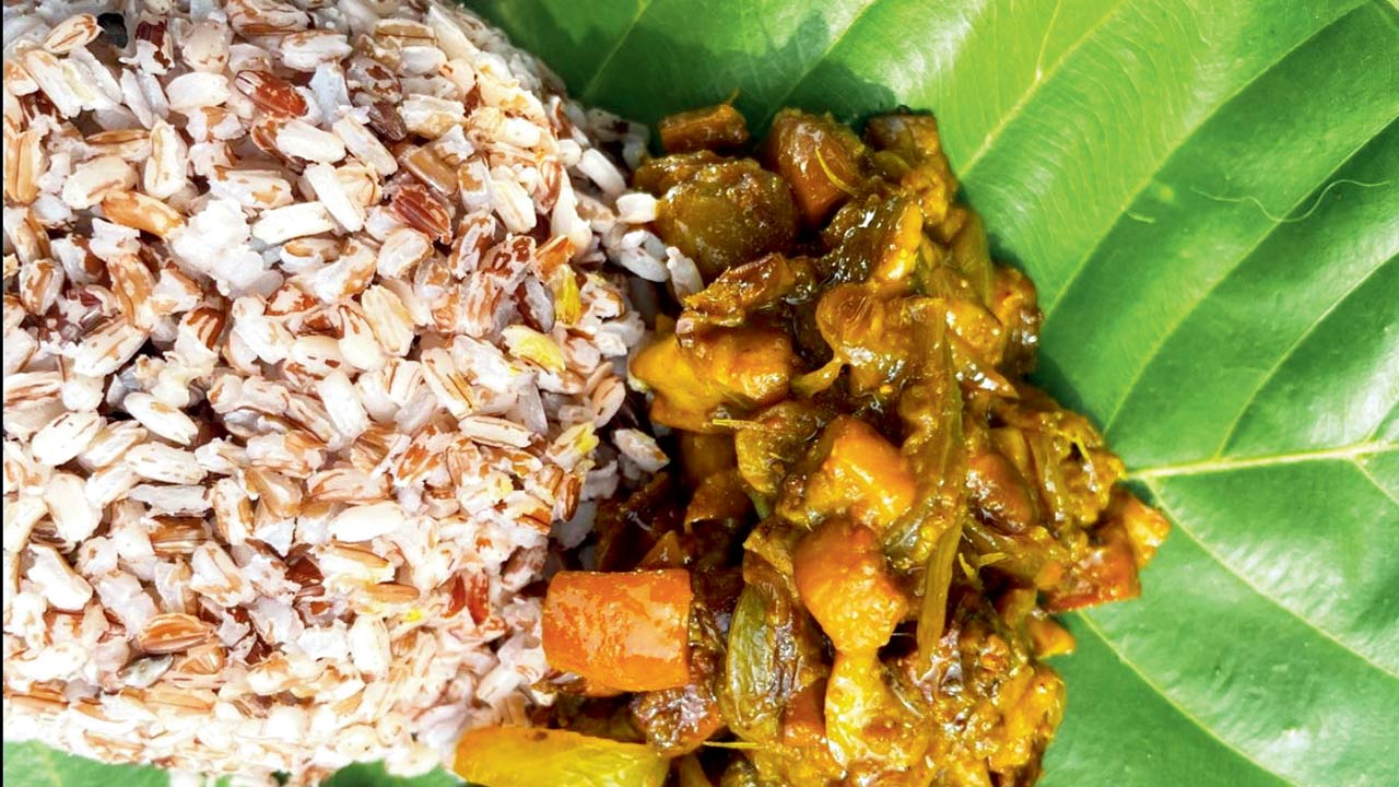 Jamun kukri with red rice