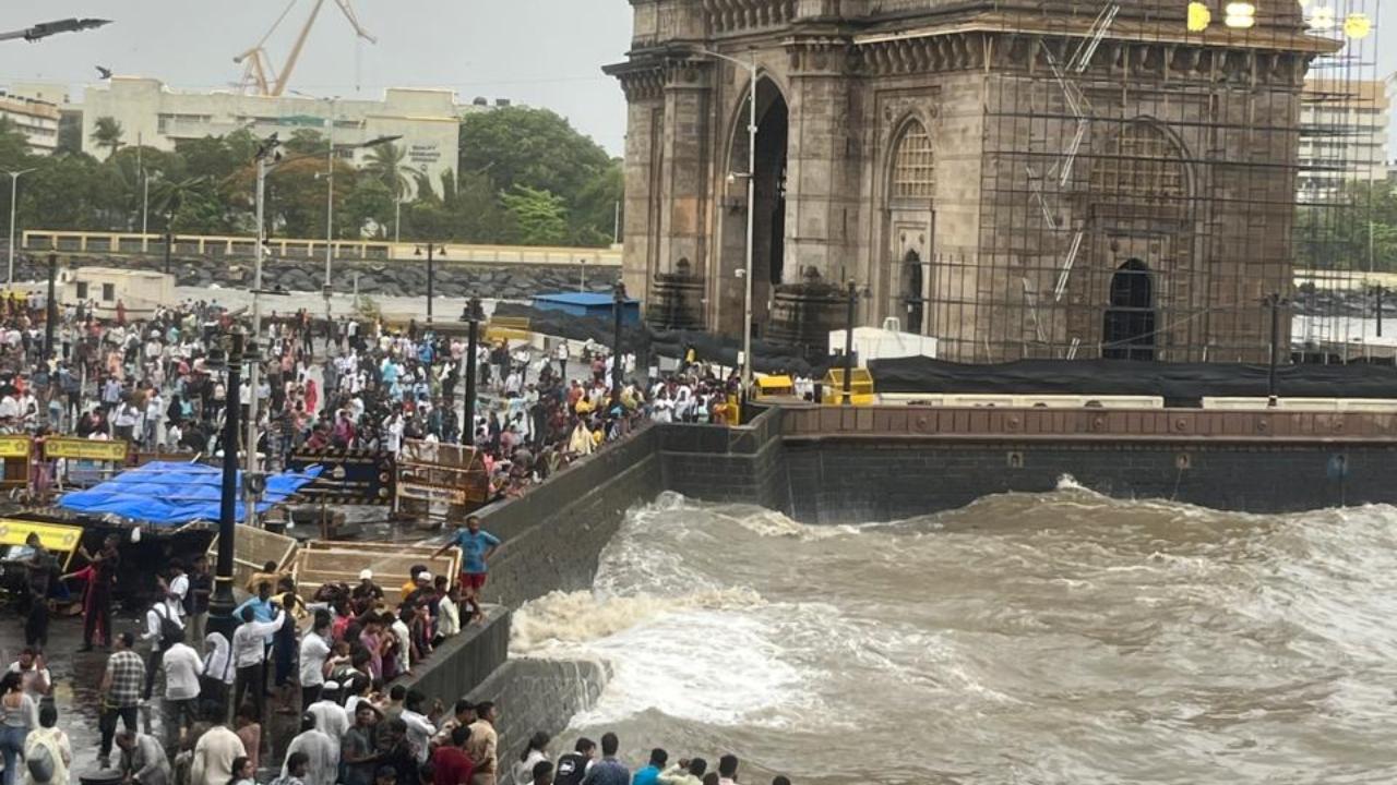 Data released from the Disaster Management Department of the BMC showed that seven days in June and four days in July, five days each in August and six days in September will be high-tide days