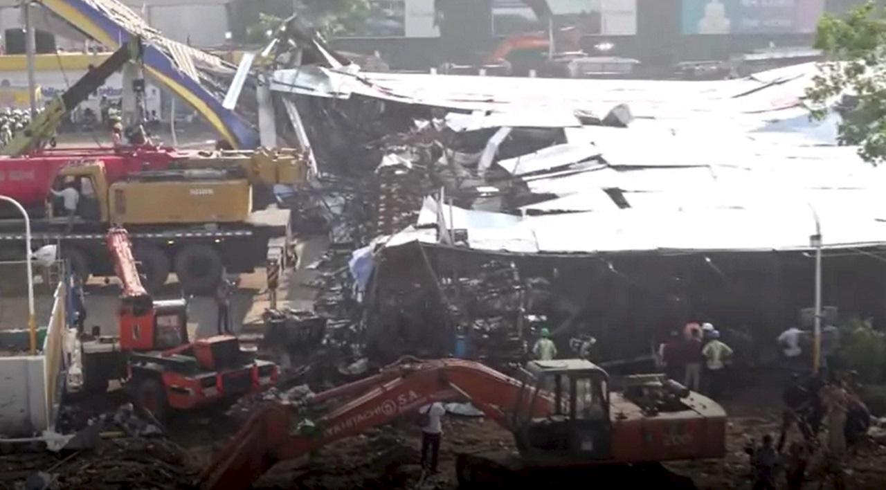 Ghatkopar hoarding collapse: Land was leased to advertising firm by GRP sans security deposit, say police