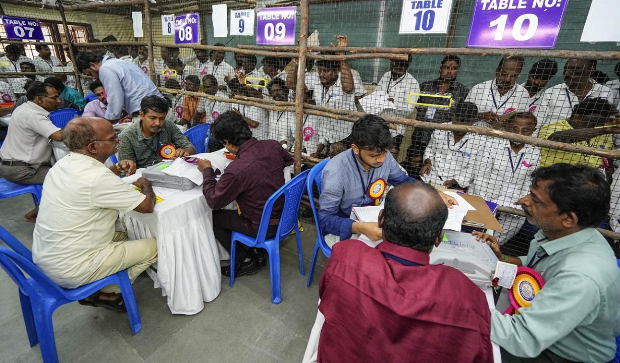 Counting of votes begins for 48 LS seats in Maharashtra