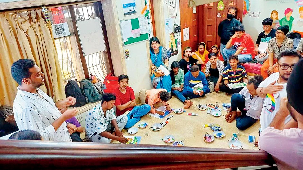 A moment from a painting workshop at the community space