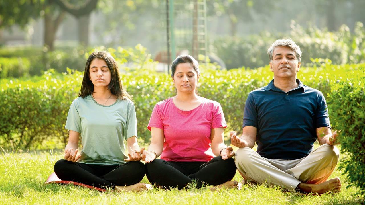 Experts suggest taking a break and engaging in meditation and shared hobbies in the face of acute stressors 