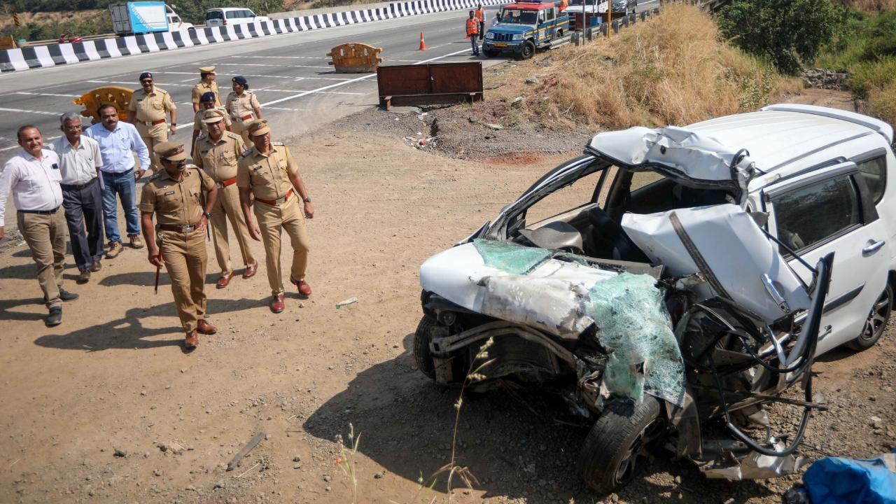 Pune car crash: Minor's parents sent in police custody till June 5 in evidence destruction case