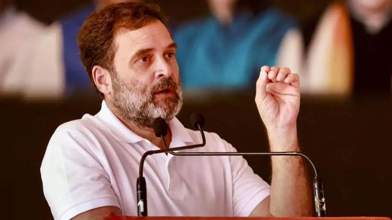 Rahul Gandhi seeks JPC probe in 