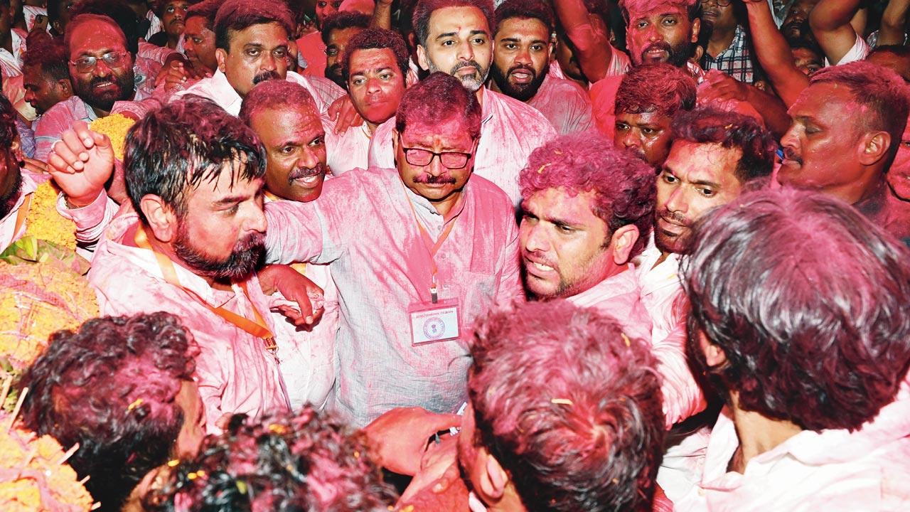 Shinde Sena man Ravindra Waikar won the Mumbai North West seat by a narrow margin. Pic/Satej Shinde